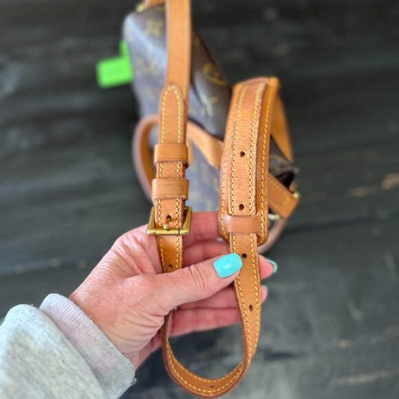 Louis Vuitton St Cloud - Picture 5 of 8